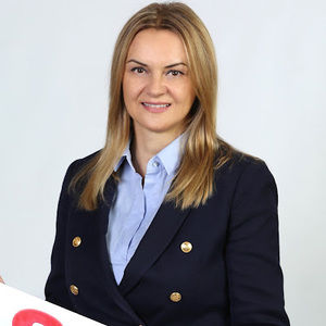 Meet your Posher, Ewa